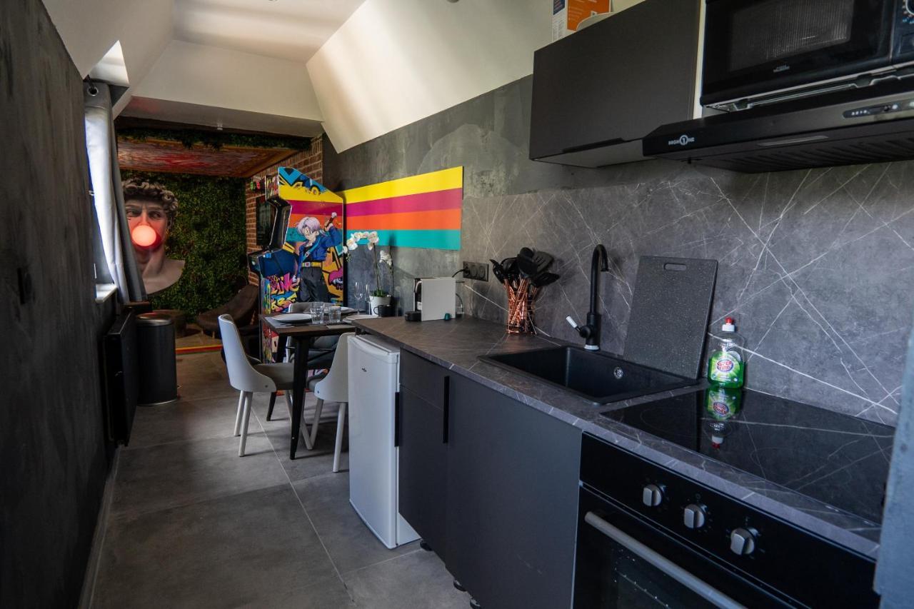 Capsule Art Deco - Jacuzzi - Netflix - Home Cinema - Arcade De Jeux & Nintendo Switch - 2 Chambres - Filet Suspendu วาลองเซียนส์ ภายนอก รูปภาพ