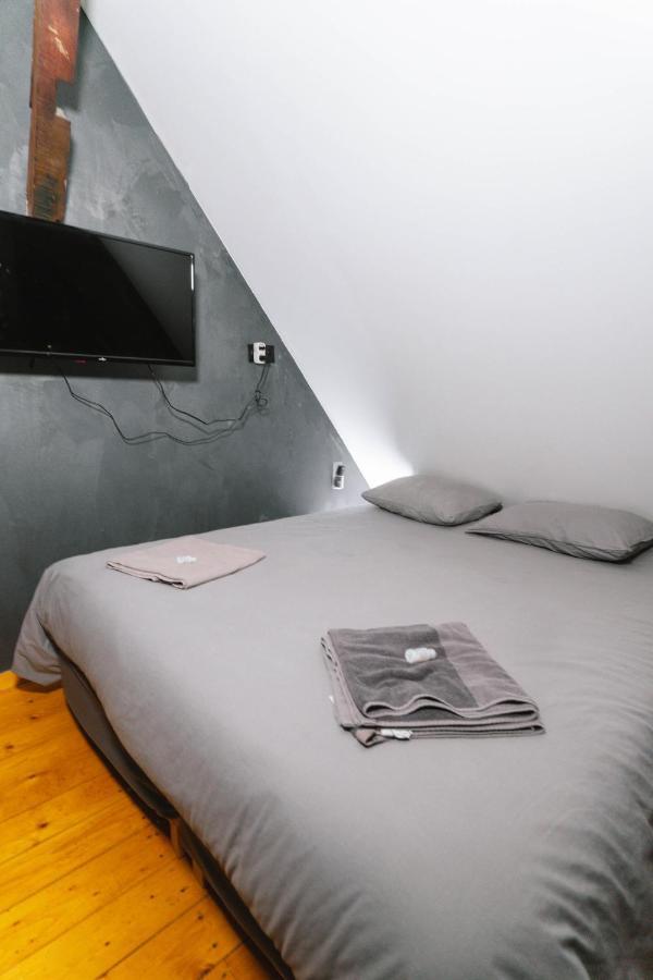 Capsule Art Deco - Jacuzzi - Netflix - Home Cinema - Arcade De Jeux & Nintendo Switch - 2 Chambres - Filet Suspendu วาลองเซียนส์ ภายนอก รูปภาพ